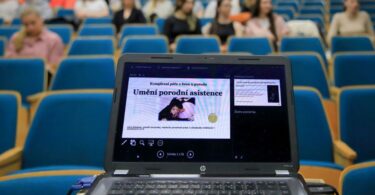 Kurz umenie pôrodnej asistencie pre pôrodné asistentky, lekárky a duly